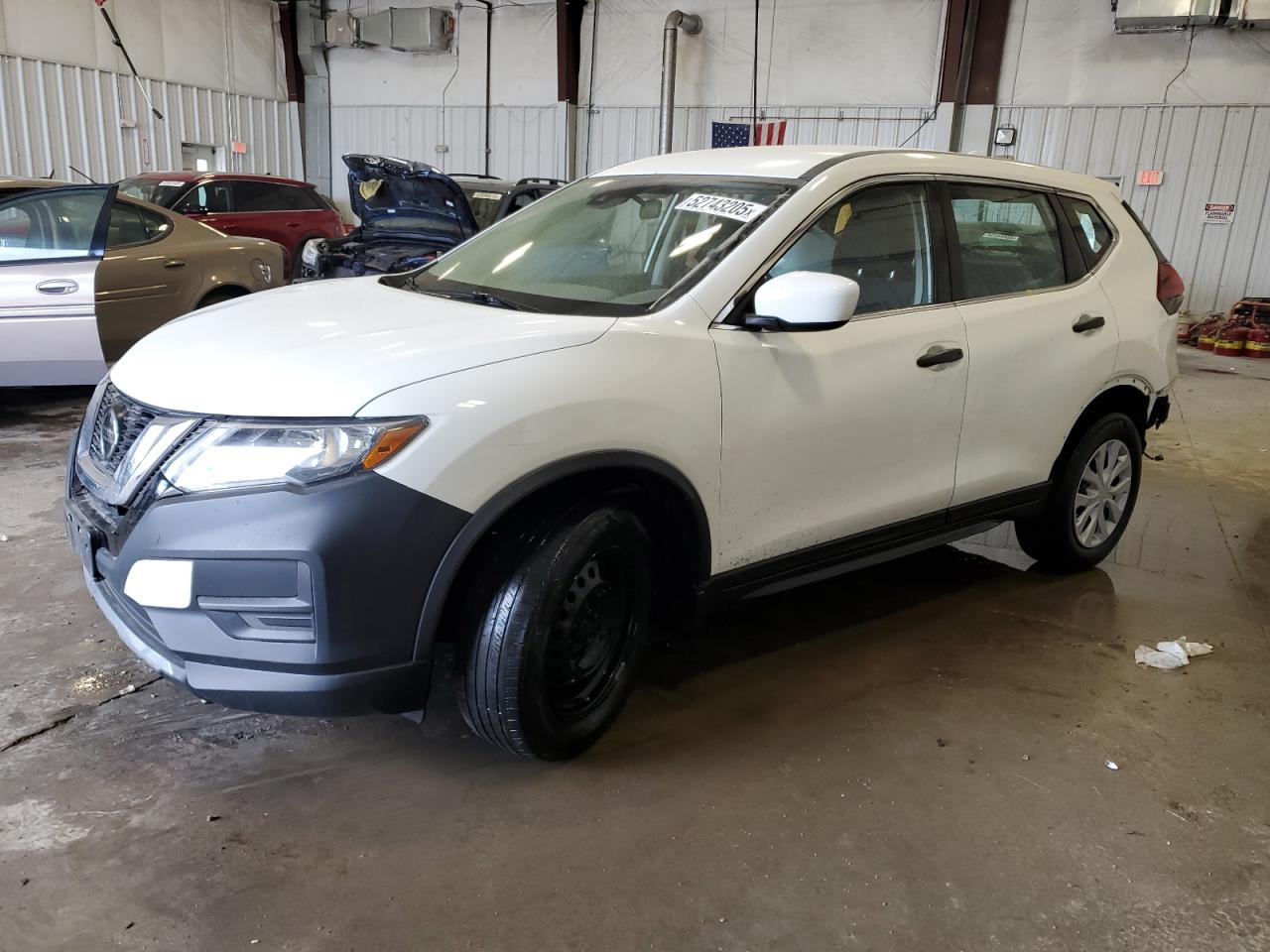 Franklin, WI에서 판매 중인 2019 Nissan Rogue S - Rear End