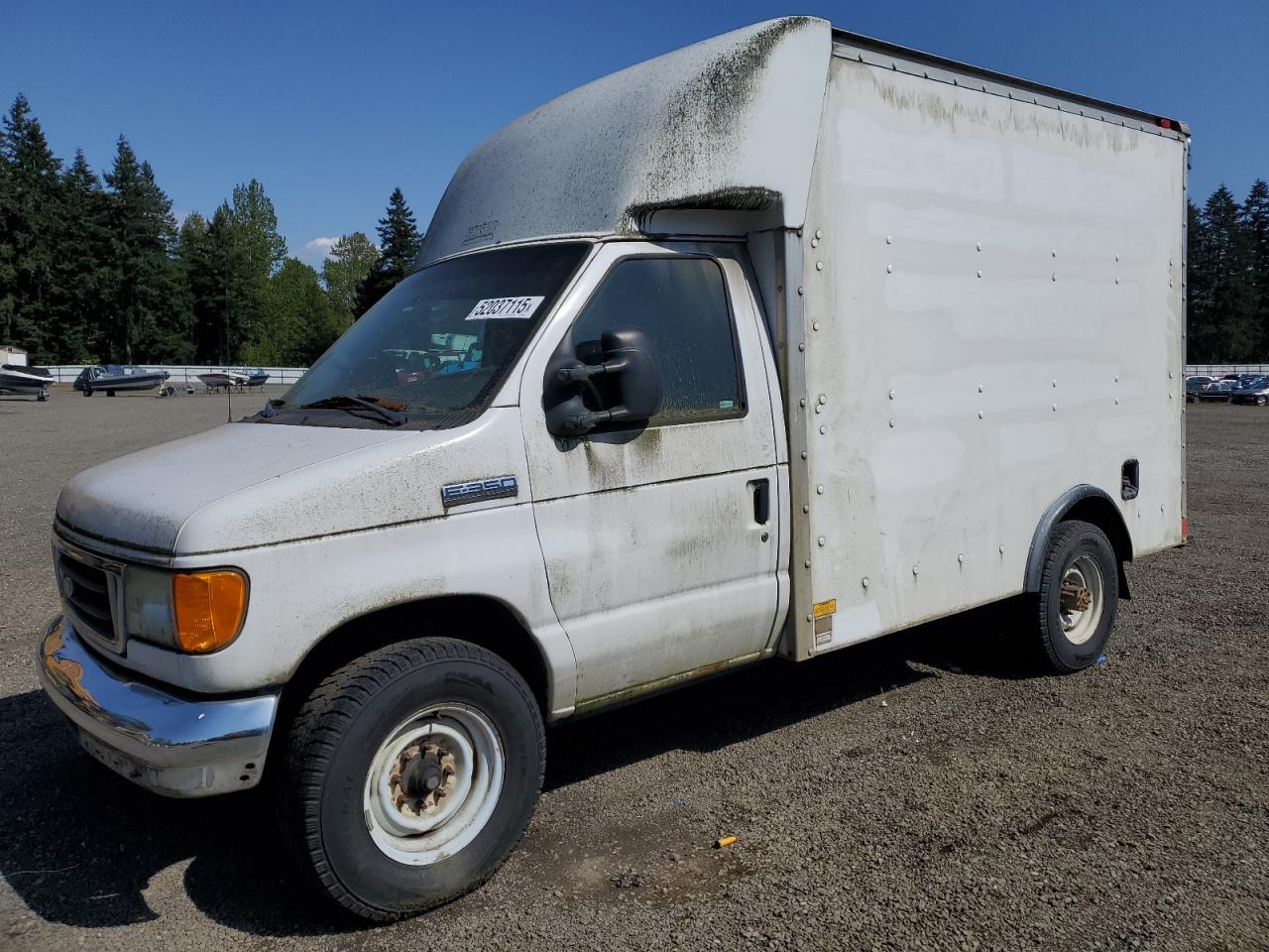 2006 Ford Econoline E350 Super Duty Cutaway Van for Sale in Arlington, WA - Minor Dent/Scratches