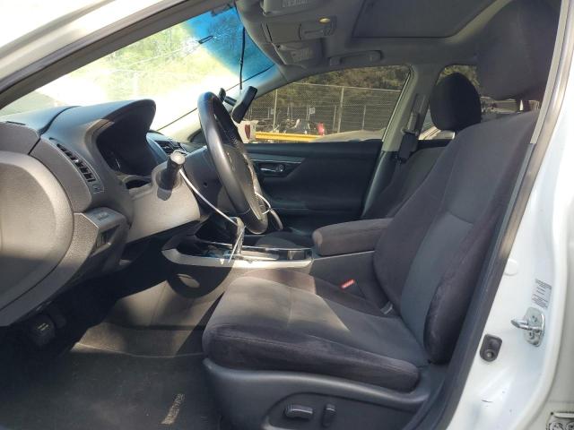 Sedans NISSAN ALTIMA 2013 Biały
