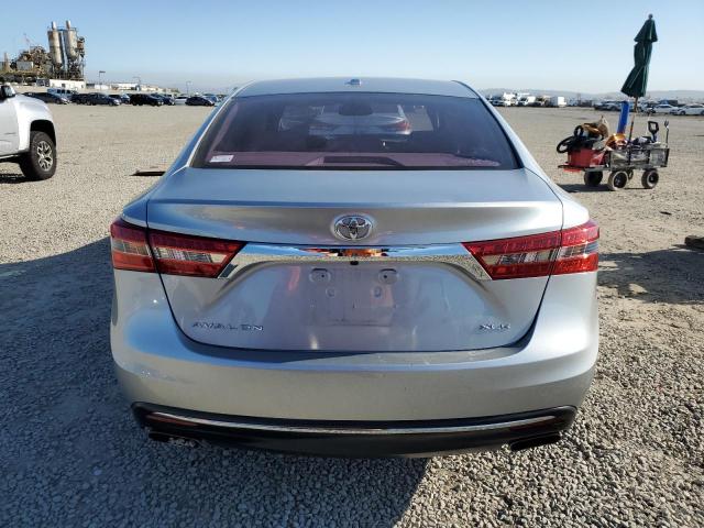  TOYOTA AVALON 2017 Серебристый