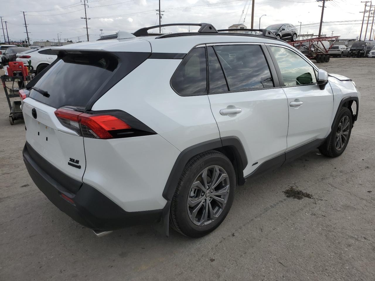 2024 Toyota RAV 4 - Image 3