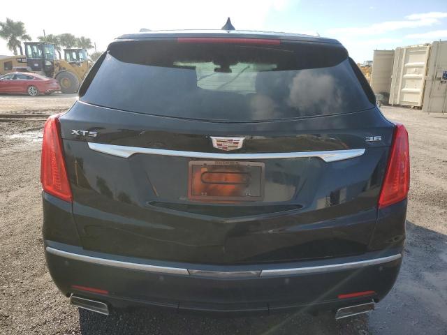 Parquets CADILLAC XT5 2017 Czarny