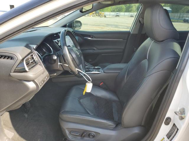  TOYOTA CAMRY 2019 Biały