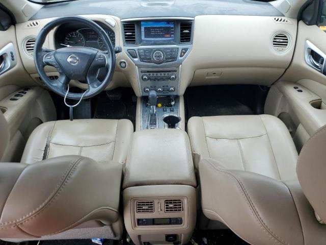  NISSAN PATHFINDER 2017 Czerwony