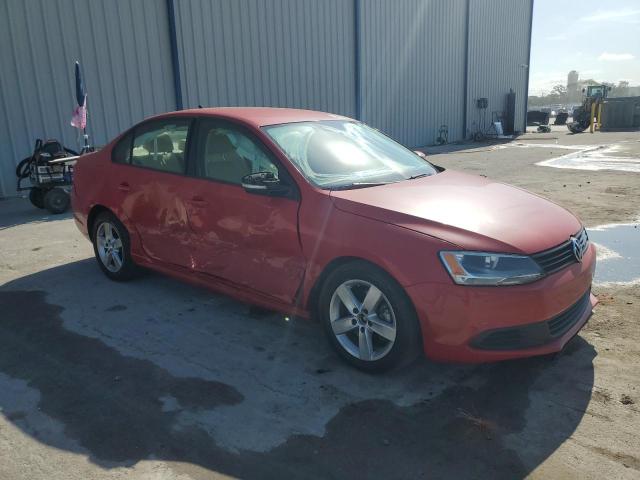 VOLKSWAGEN JETTA 2012 Czerwony