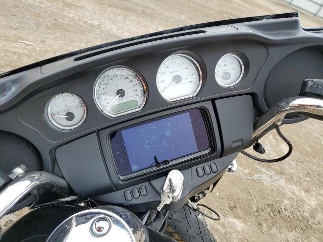  HARLEY-DAVIDSON FL 2020 Чорний
