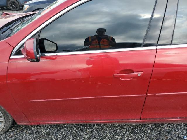 Седани CHEVROLET MALIBU 2014 Червоний