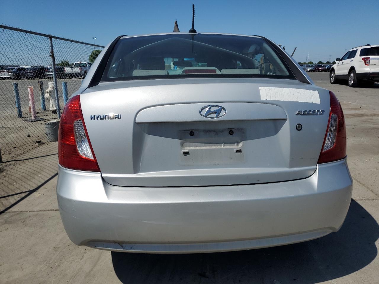 2008 Hyundai Accent Gls VIN: KMHCN46CX8U228109 Lot: 55059595