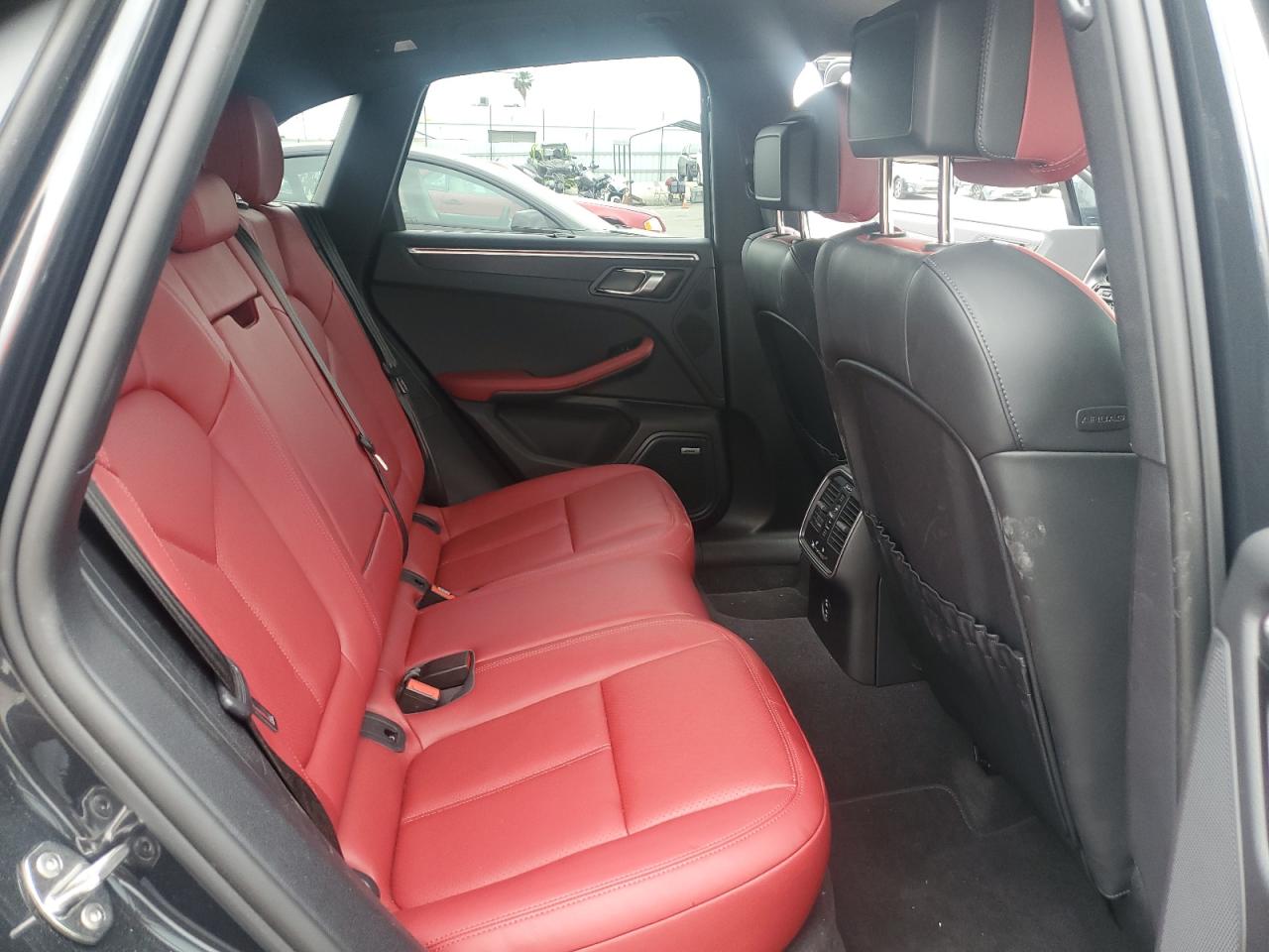 2022 Porsche Macan Gts VIN: WP1AF2A57NLB30418 Lot: 53658525