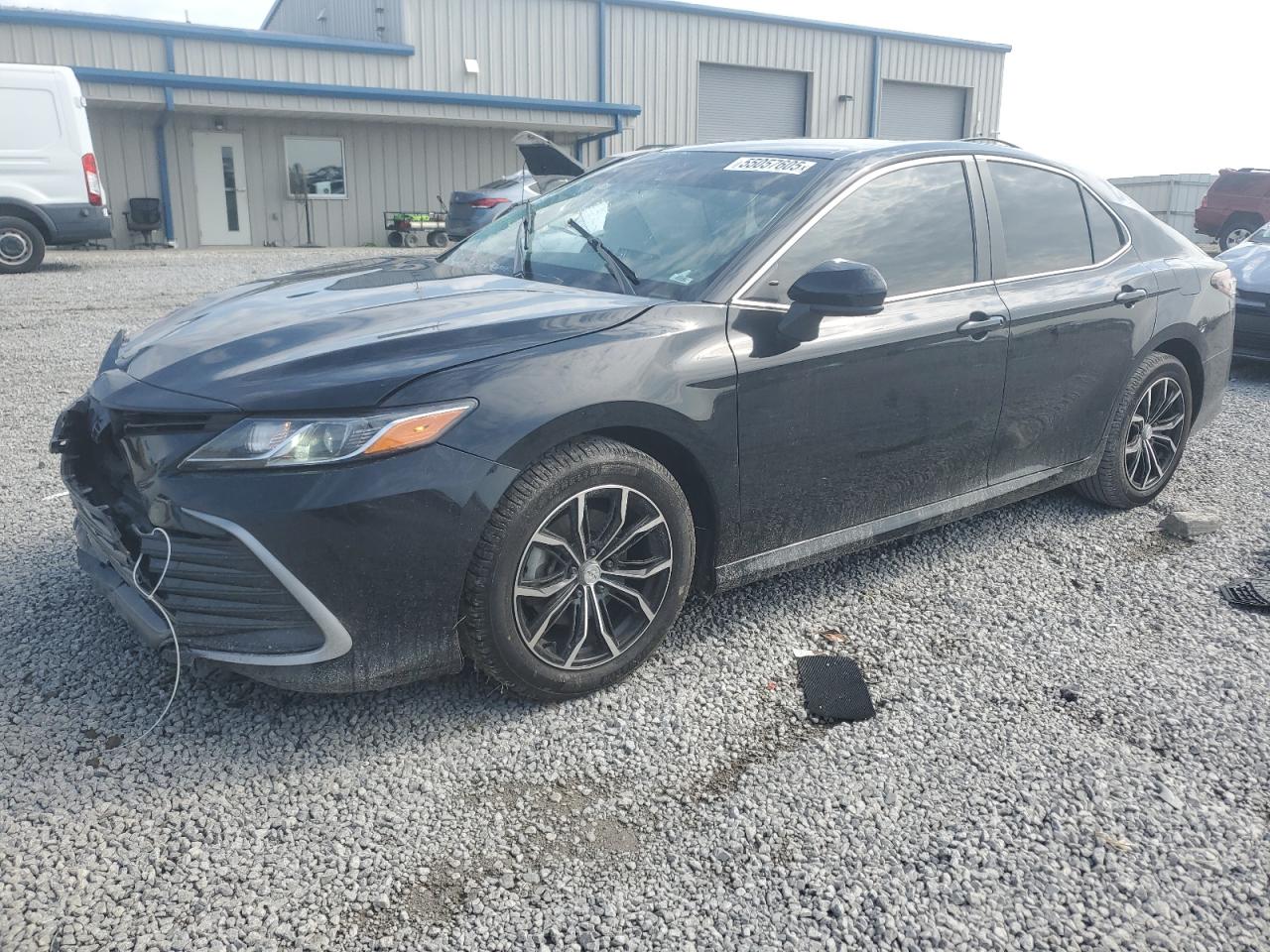 2021 Toyota Camry Le იყიდება Earlington-ში, KY - All Over