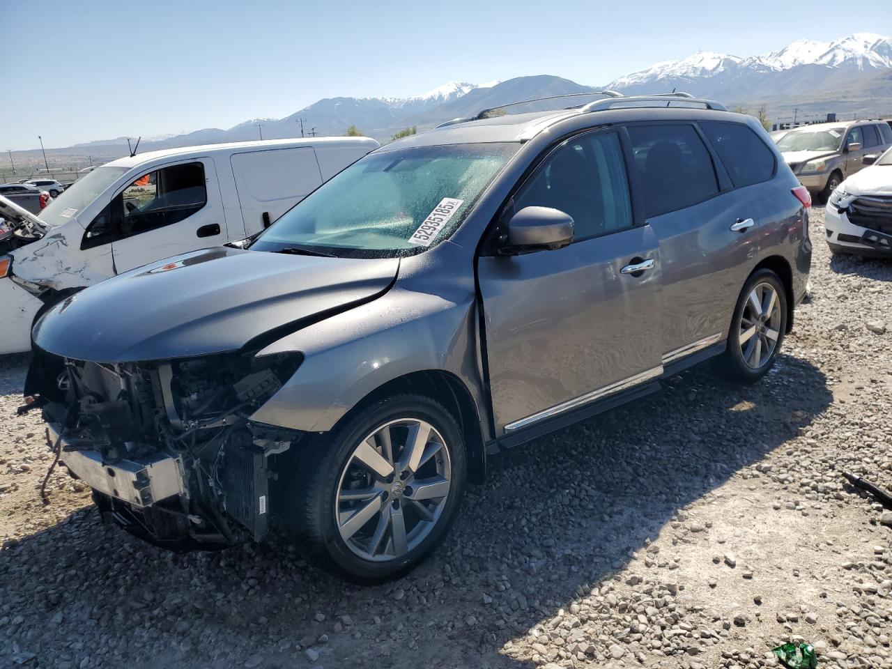 2015 Nissan Pathfinder S for Sale in Magna, UT - Front End