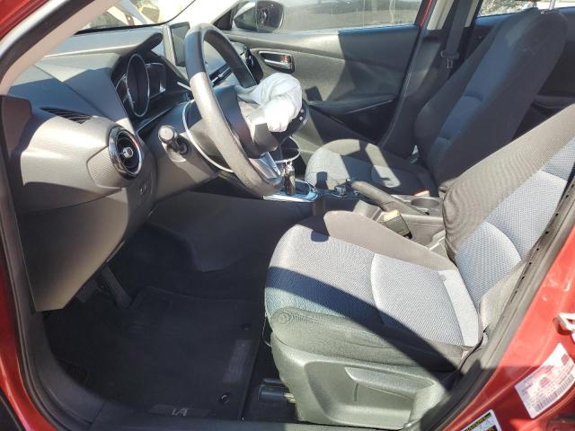 TOYOTA YARIS 2017 Czerwony
