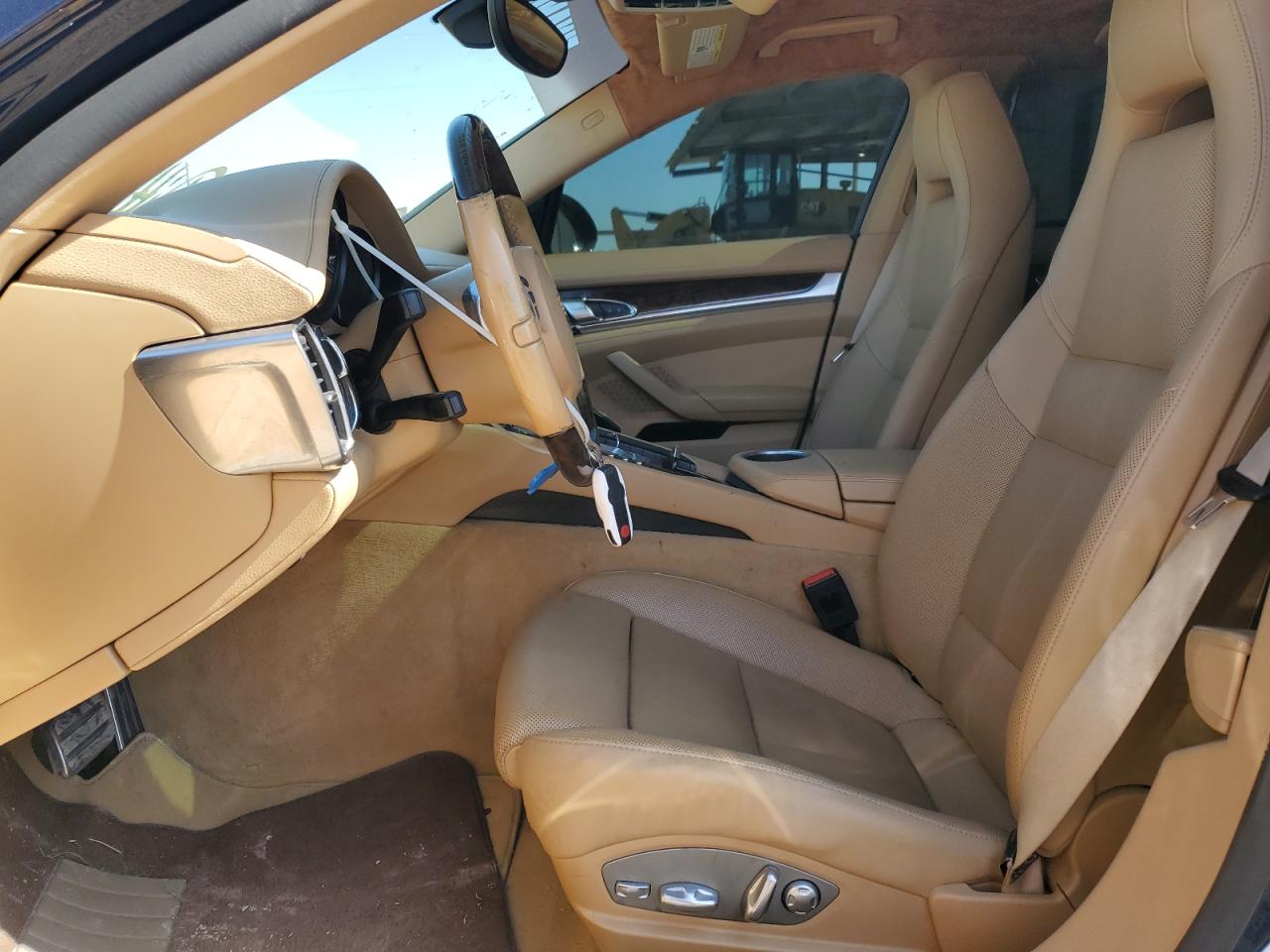 2016 Porsche Panamera 2 VIN: WP0AA2A74GL000679 Lot: 52186965
