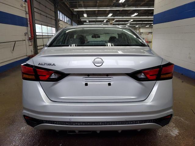  NISSAN ALTIMA 2024 Silver