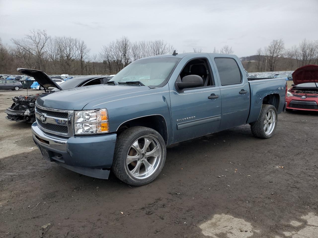 2011 Chevrolet Silverado K1500 Ls de vânzare în Marlboro, NY - Minor Dent/Scratches
