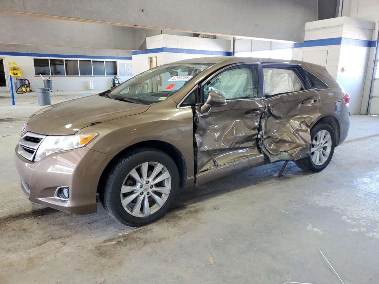 2013 Toyota Venza Le zu verkaufen in Sandston, VA - All Over