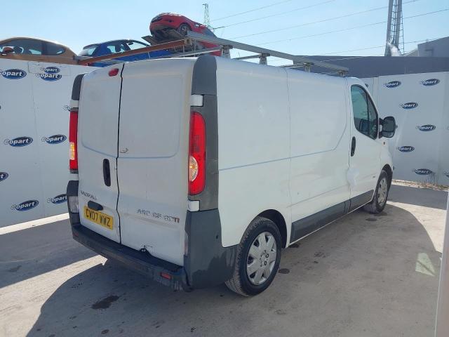 2007 VAUXHALL VIVARO 290