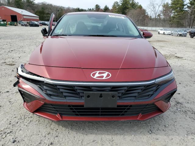  HYUNDAI ELANTRA 2024 Красный