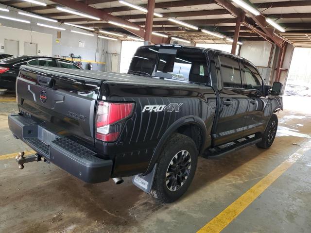  NISSAN TITAN 2022 Чорний