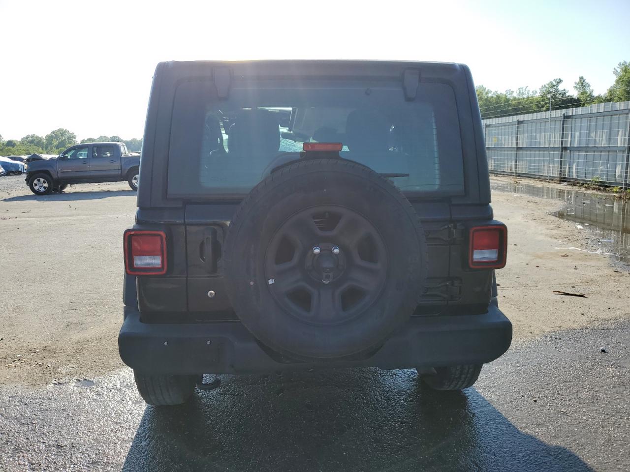 2022 Jeep Wrangler Sport VIN: 1C4GJXANXNW263065 Lot: 53719175