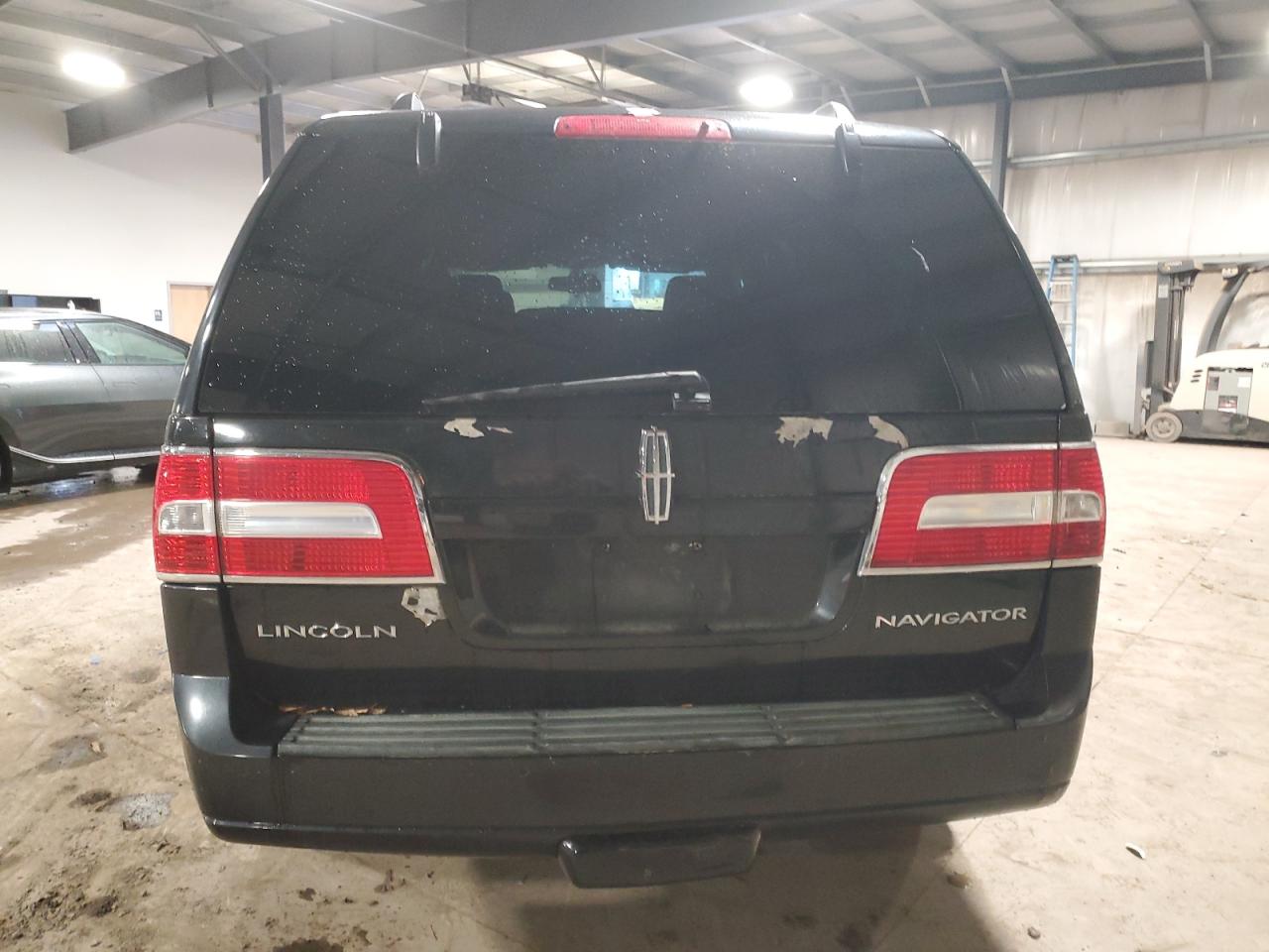 2010 Lincoln Navigator VIN: 5LMJJ2J51AEJ02332 Lot: 49774765