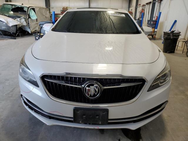  BUICK LACROSSE 2017 Белый