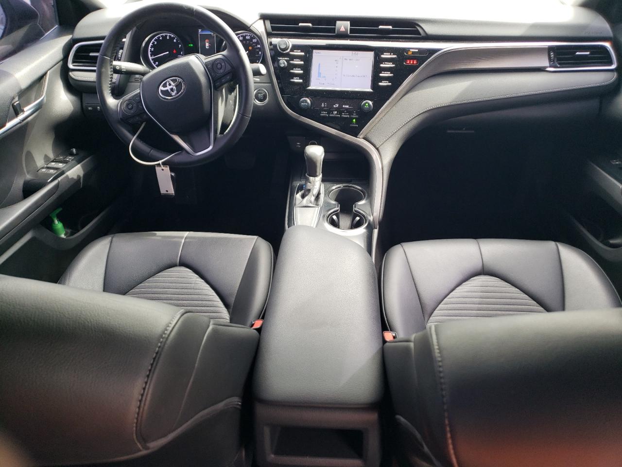2018 Toyota Camry L VIN: 4T1B11HK9JU533665 Lot: 55276455