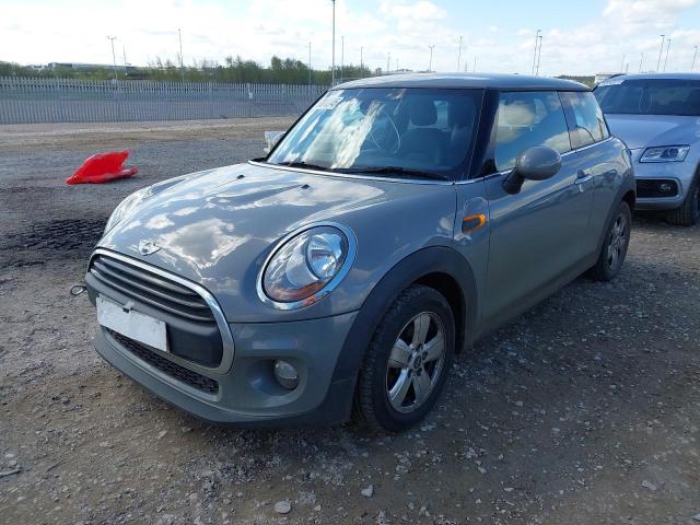 MINI ONE 2015