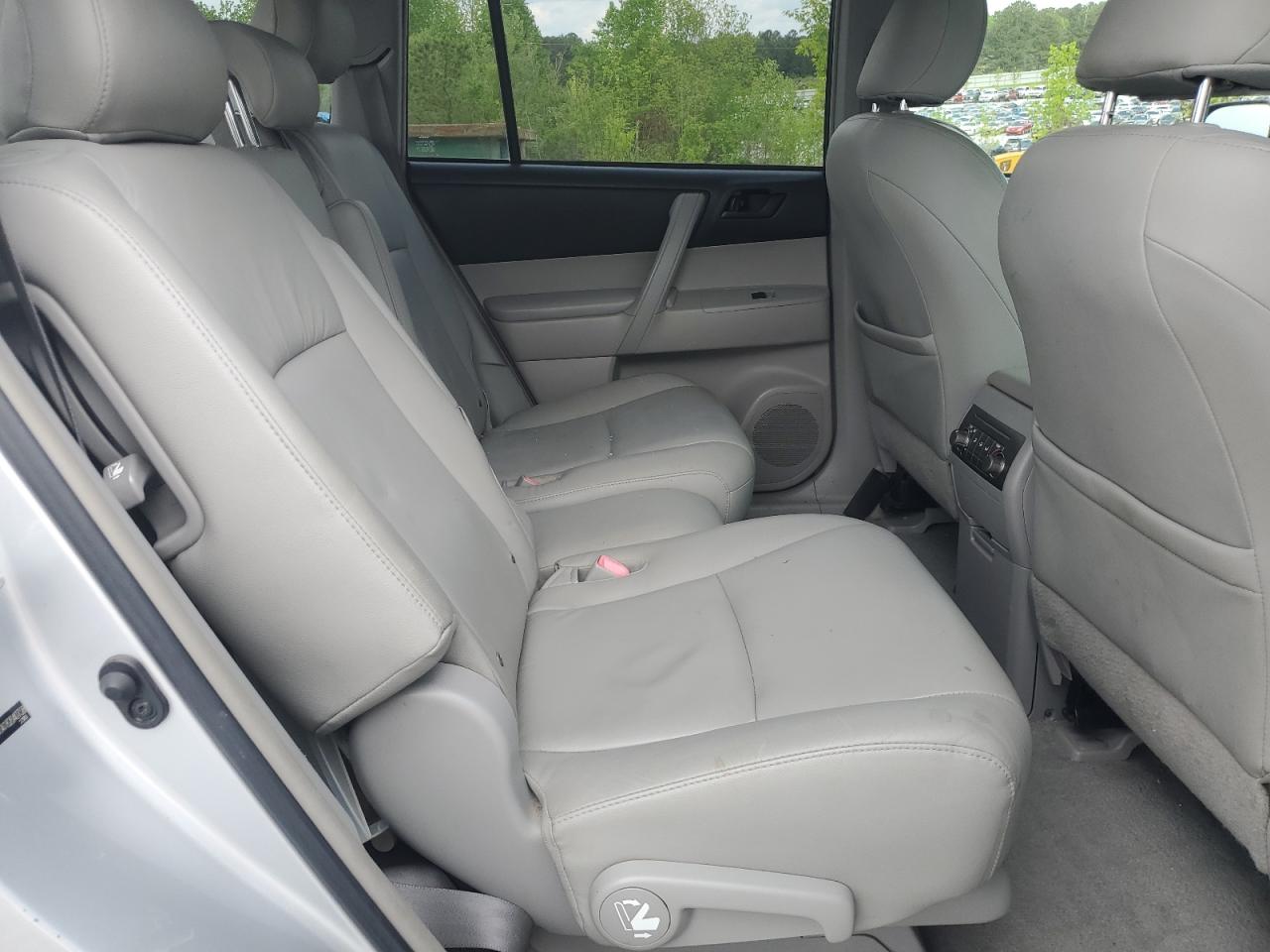 2008 Toyota Highlander VIN: JTEDS41A182040738 Lot: 54154625