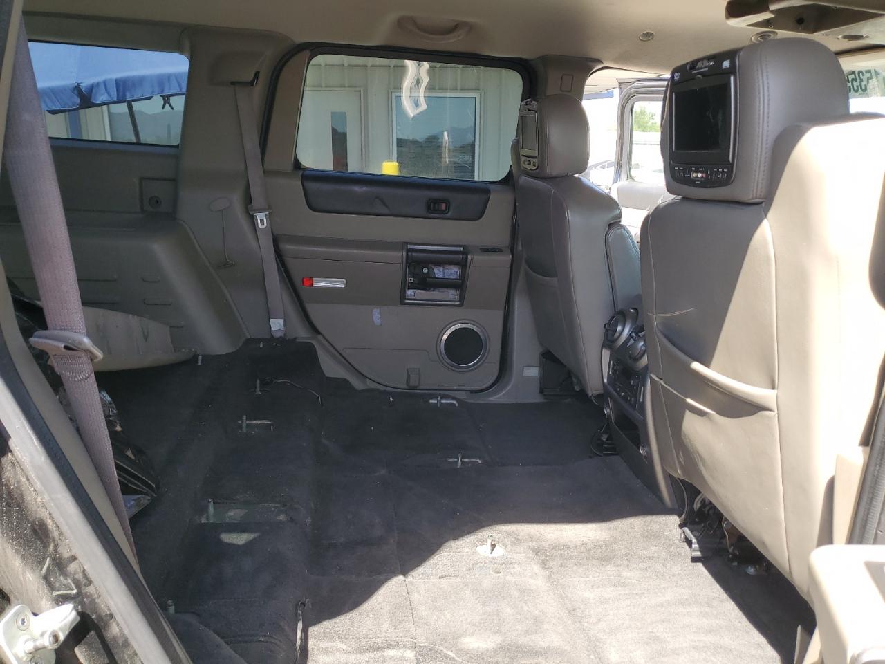 2004 Hummer H2 VIN: 5GRGN23U84H105434 Lot: 54515355