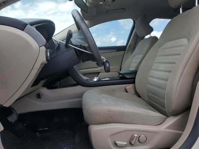  FORD FUSION 2018 Beige
