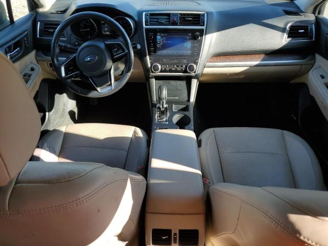  SUBARU OUTBACK 2018 Granatowy
