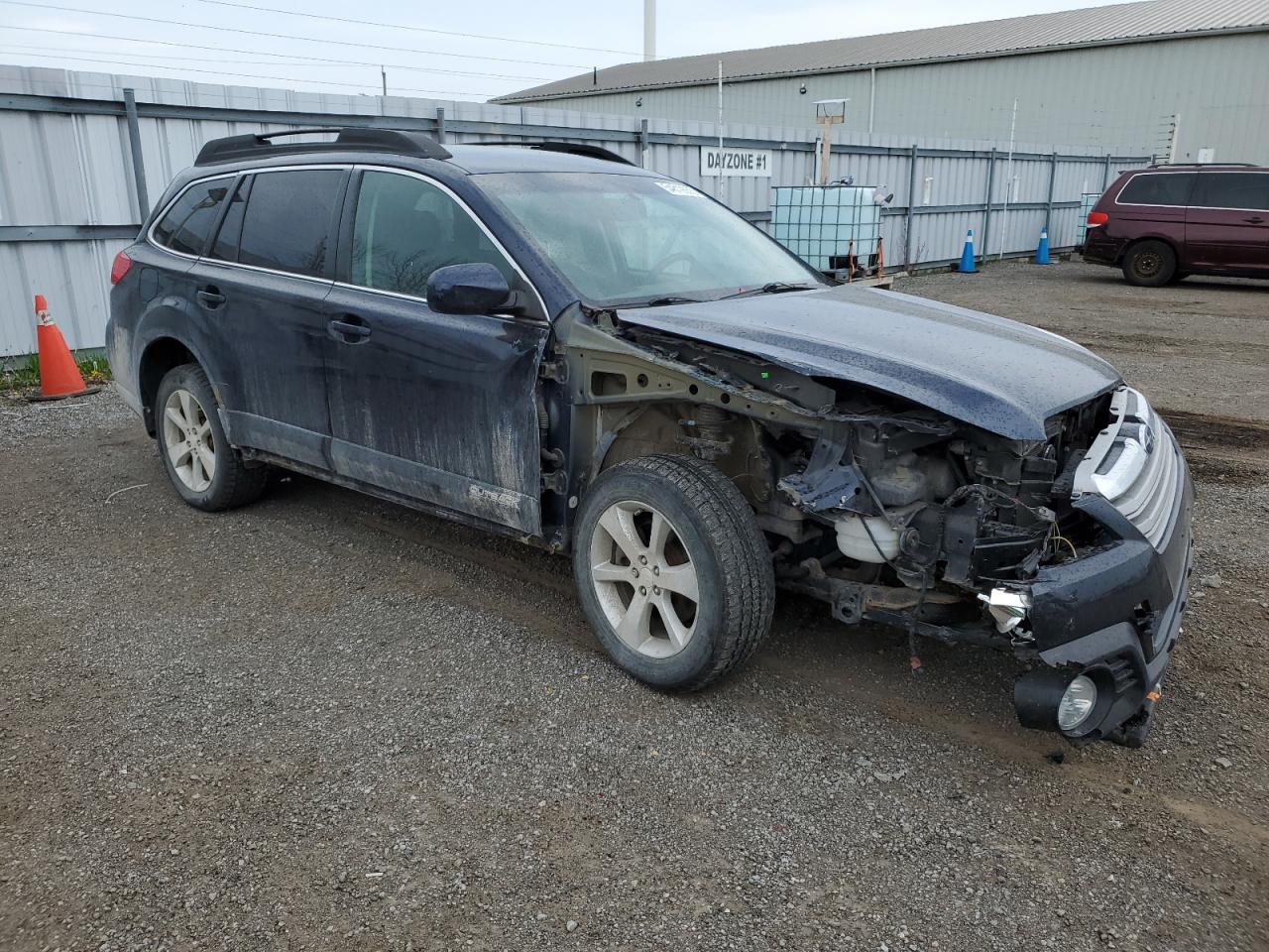 2014 Subaru Outback 3.6R Limited VIN: 4S4BRJMC1E2276235 Lot: 54819655