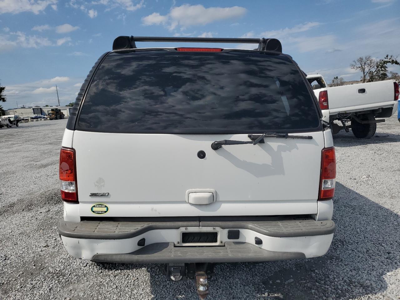 2003 Chevrolet Tahoe K1500 VIN: 1GNEK13T13R121655 Lot: 52484435