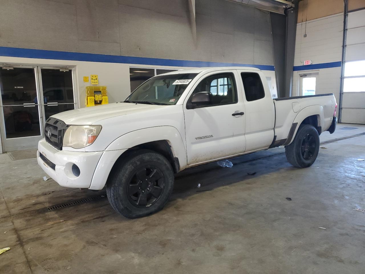 2006 Toyota Tacoma Access Cab იყიდება Sandston-ში, VA - Rear End