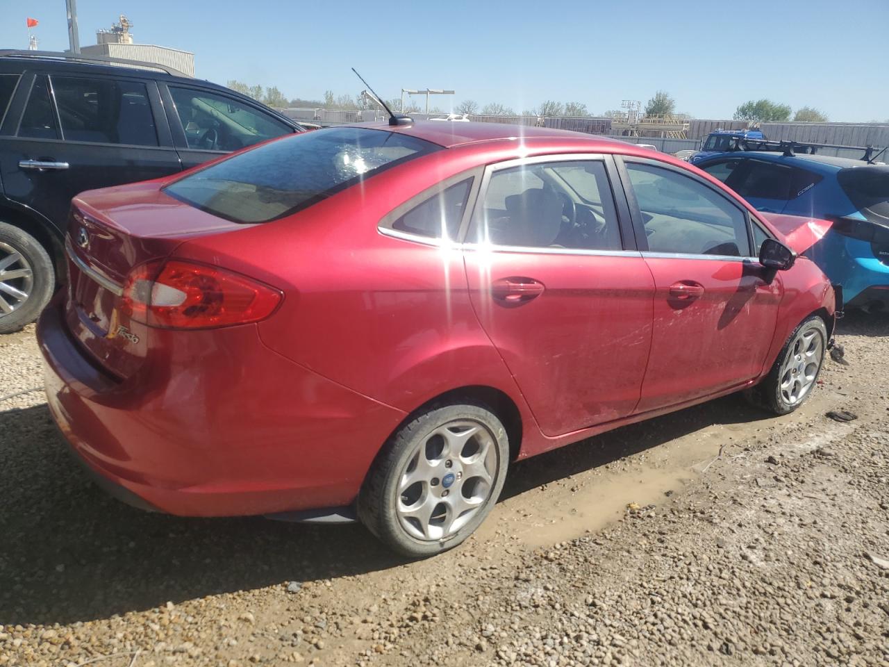 2011 Ford Fiesta - Image 3