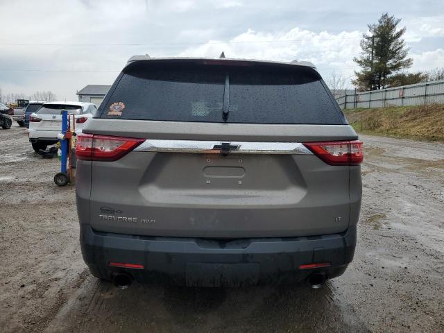  CHEVROLET TRAVERSE 2018 Srebrny