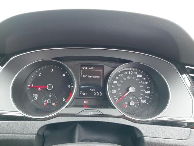 2018 VOLKSWAGEN PASSAT SE