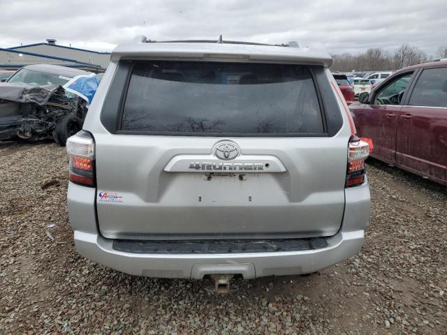  TOYOTA 4RUNNER 2016 Серебристый