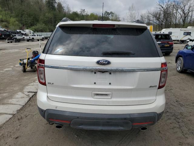 Parquets FORD EXPLORER 2015 Biały