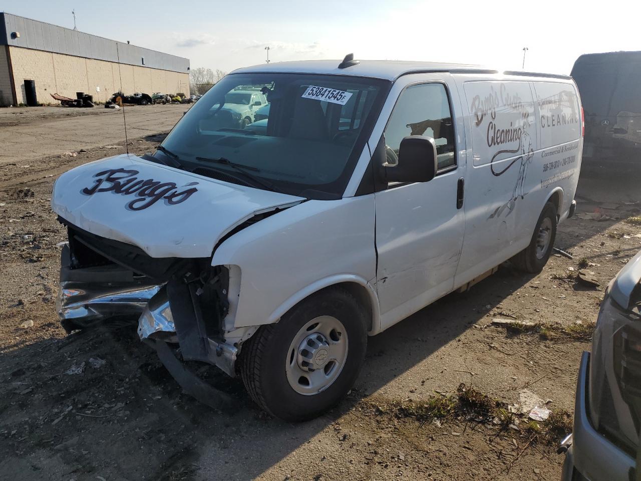 2019 Chevrolet Express G2500 for Sale in Woodhaven, MI - Front End