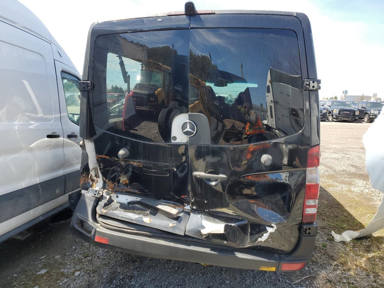 2007 Dodge Sprinter 2500 VIN: WD0BE745375205180 Lot: 54389065