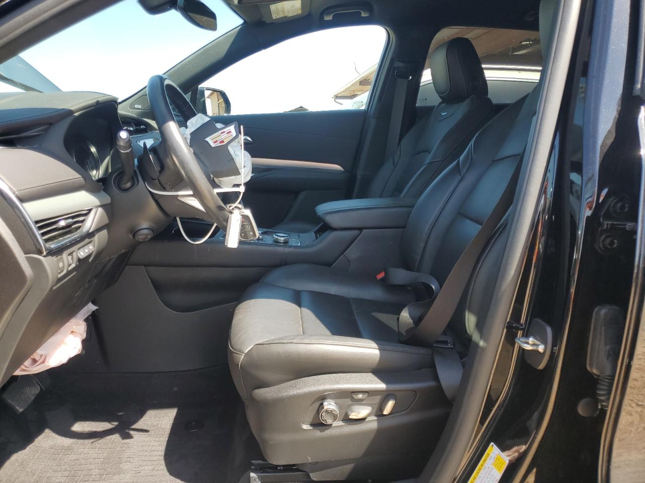 2019 Cadillac Xt4 Premium Luxury VIN: 1GYFZCR42KF214747 Lot: 52412105