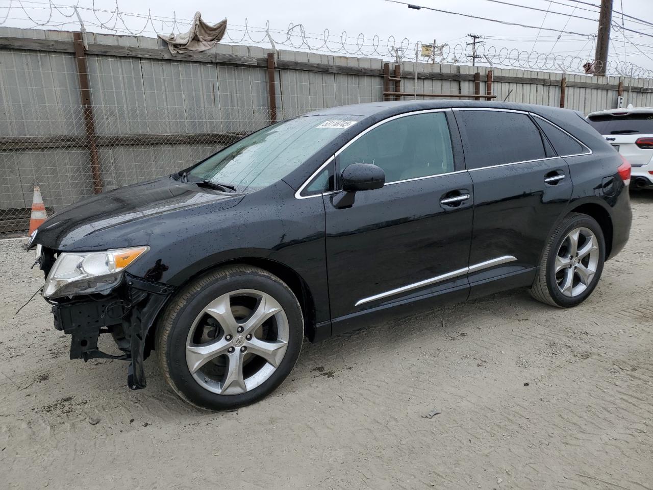 2010 Toyota Venza zu verkaufen in Los Angeles, CA - Front End