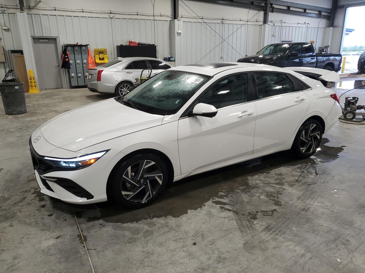 2024 Hyundai Elantra Limited zu verkaufen in Bridgeton, MO - Rear End