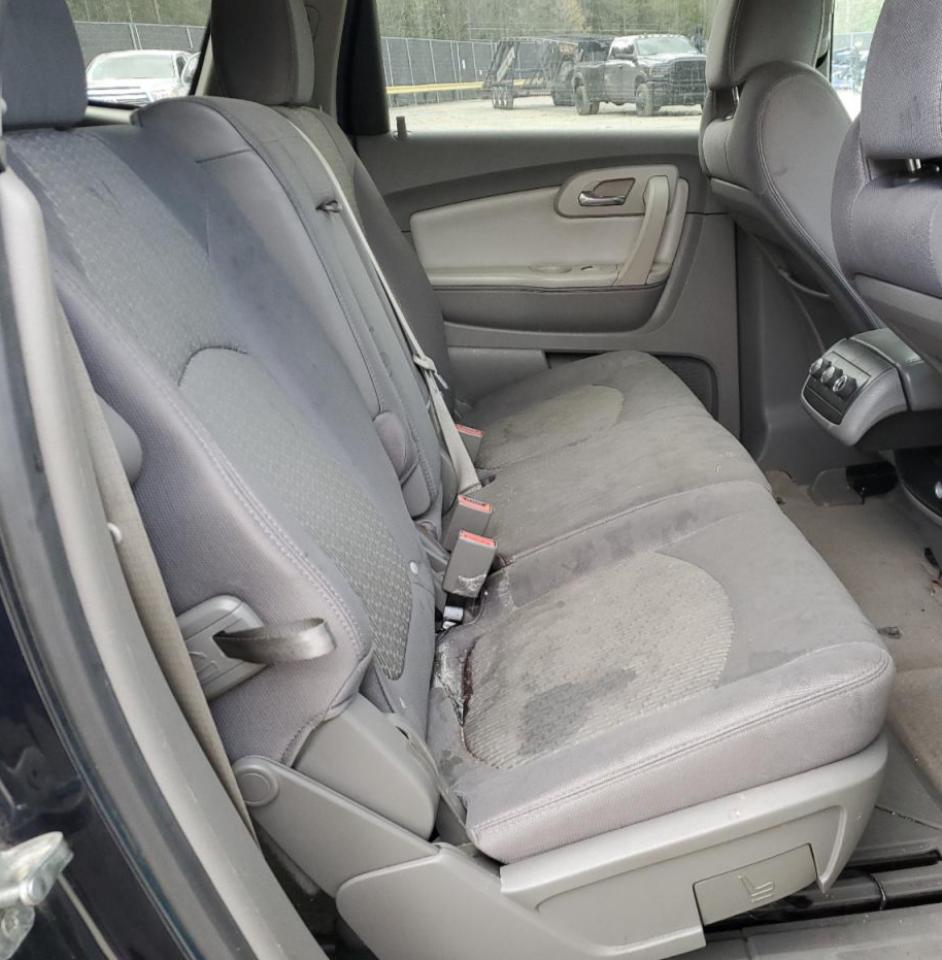 1GNKVGED9CJ109321 2012 Chevrolet Traverse Lt