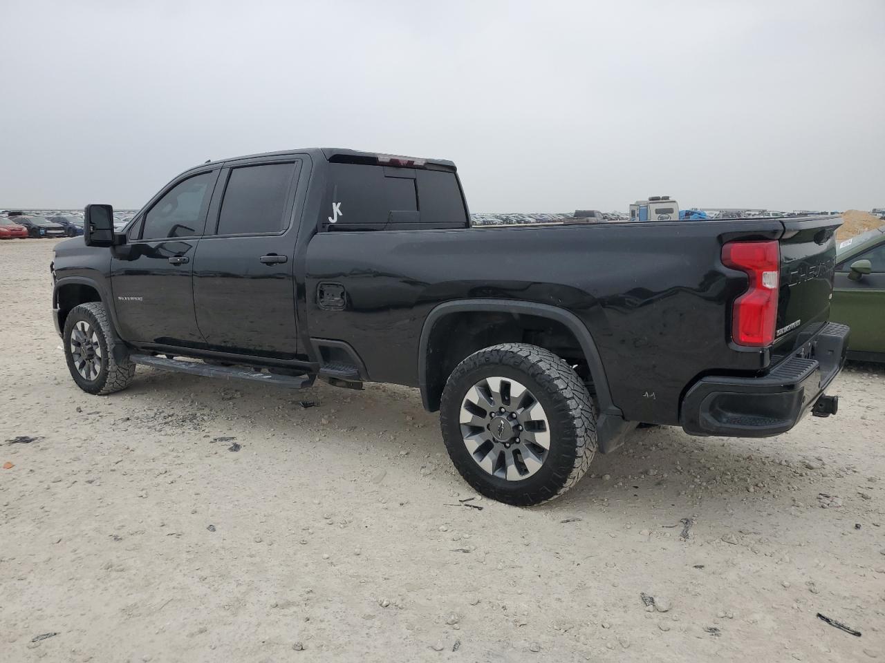 2021 Chevrolet Silverado - Image 2