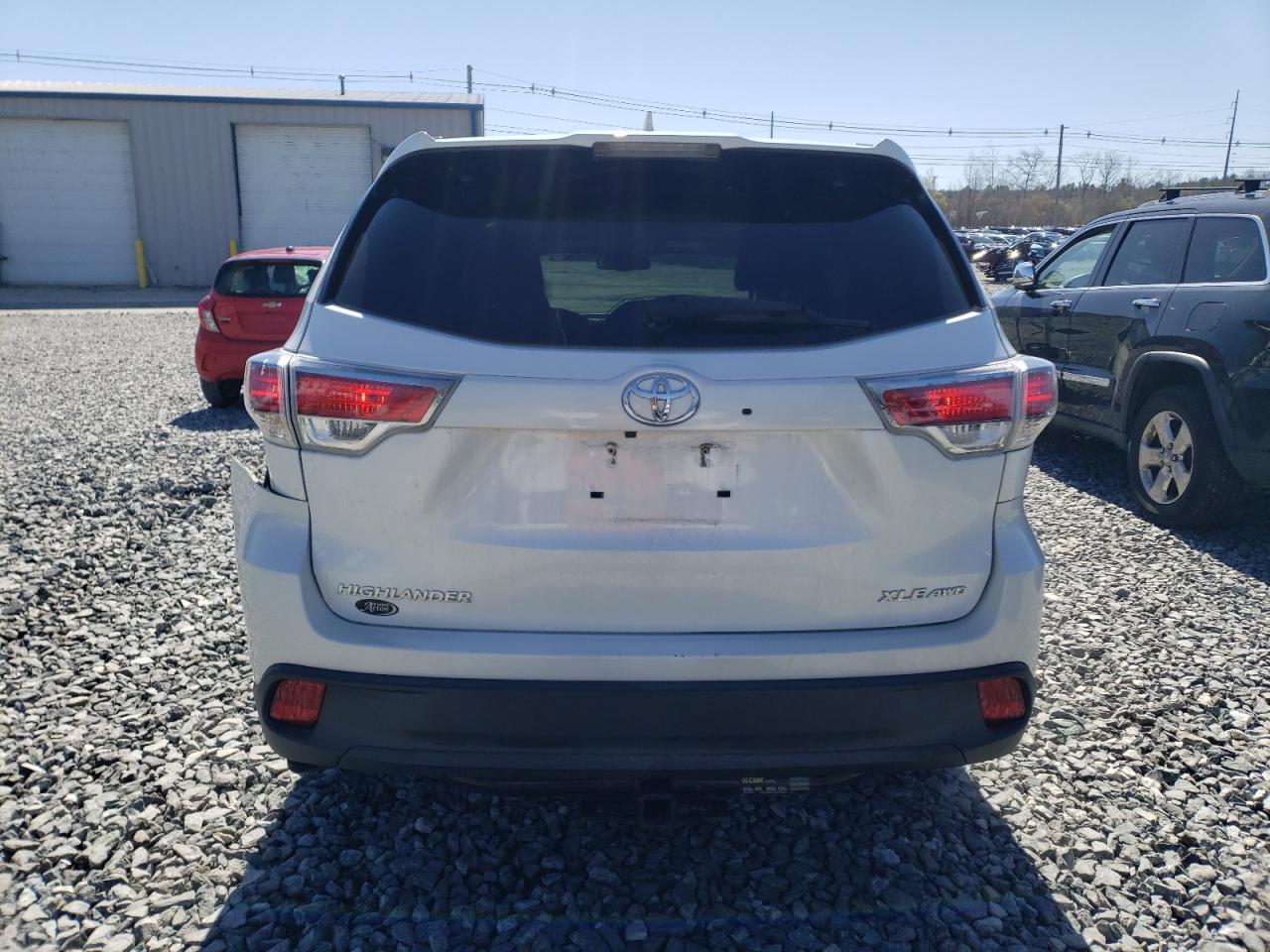 2015 Toyota Highlander Xle VIN: 5TDJKRFH2FS203543 Lot: 52076675