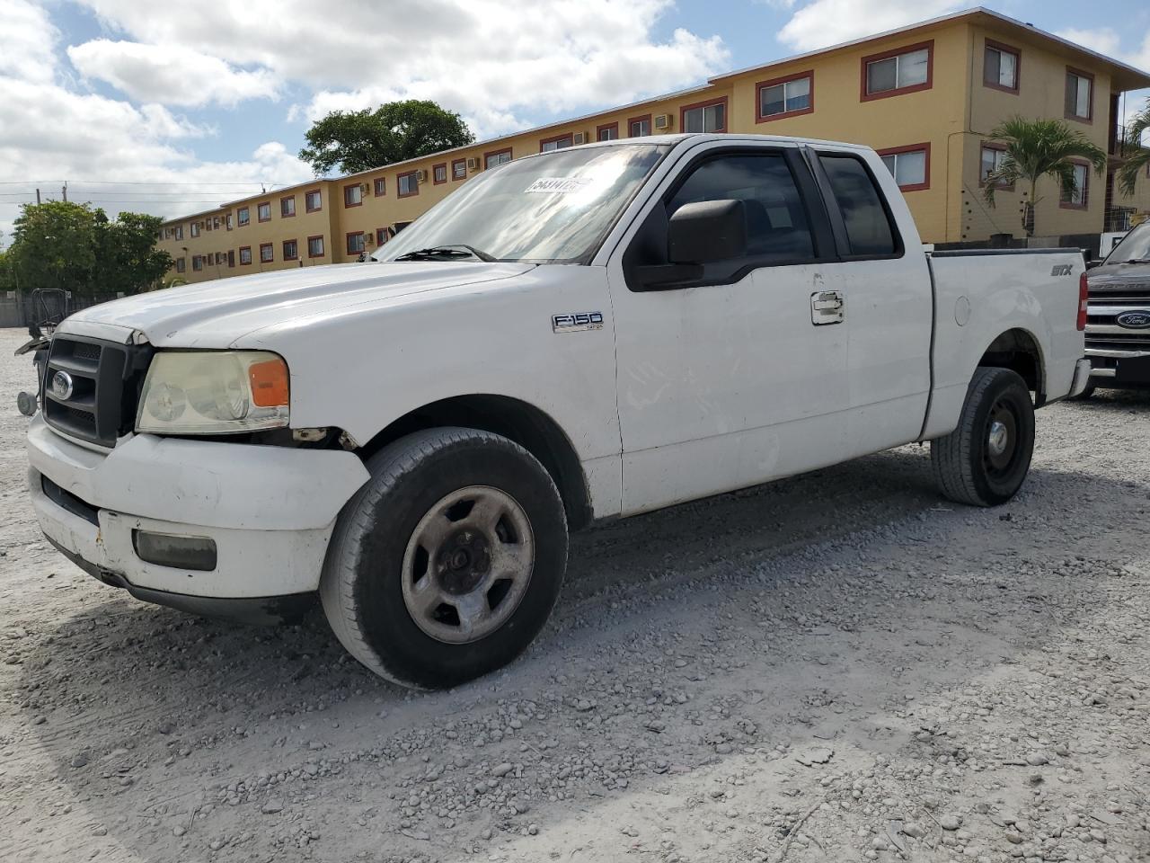 Opa Locka, FL에서 판매 중인 2005 Ford F150  - Normal Wear