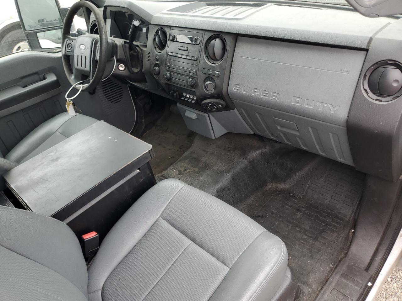 2013 Ford F350 Super Duty VIN: 1FDRF3A68DEB92492 Lot: 52358195